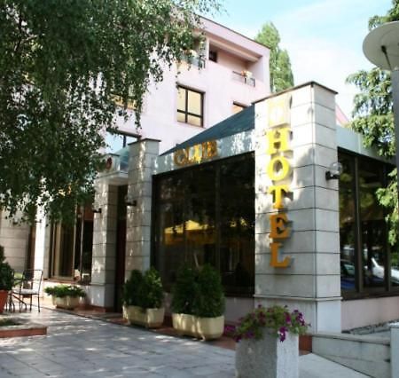 迪纳拉酒店 利夫诺 外观 照片